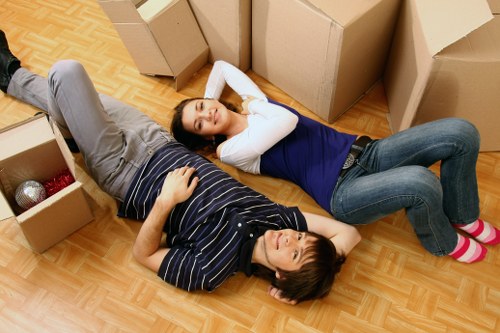 Secure storage unit in Childshill with flexible use